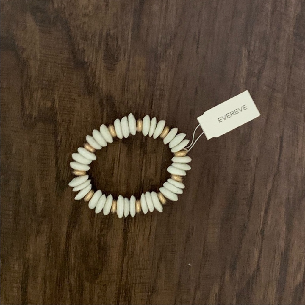 Evereve Margo Wood Bracelet In Withe Color 39$